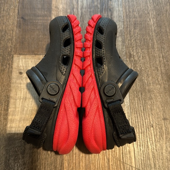 Crocs (Toddler) - Picture 7 of 10